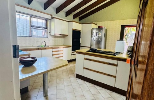 Woodmead Villa | Villa Picasso - 3 Bed Villa