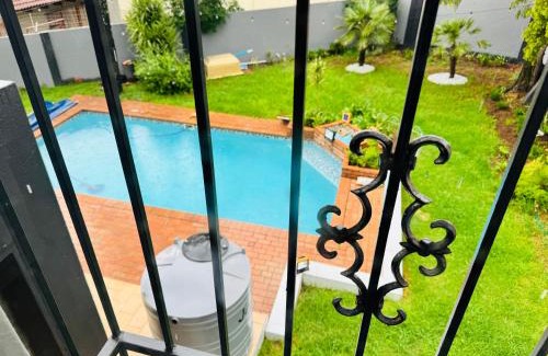 Woodmead Apartment | Villa Picasso Sandton - Executive