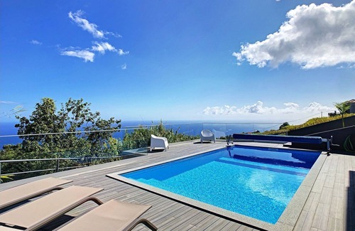 Estreito da Calheta House | Villa Piece of Heaven by LovelyStay