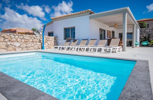 Bahia Calma Villa | Villa Pikoro