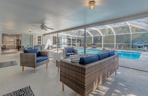 Caloosahatchee House | Villa Pipers Paradise - Cape Coral - Roelens Vacations