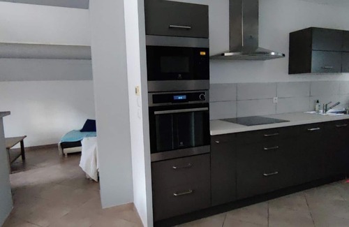Raphele-les-Arles Villa | Villa/piscine Dans Village - 3 Chambres, à 10min des Alpilles et 40min de la mer