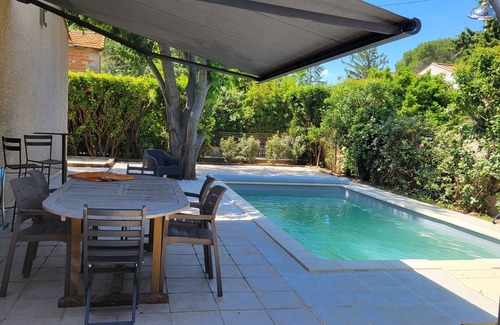 Raphele-les-Arles Villa | Villa/piscine Dans Village - 3 Chambres, à 10min des Alpilles et 40min de la mer