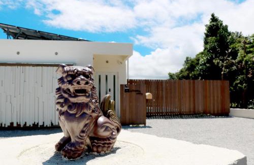 Motobu House | Villa Piscine SESOKO -SEVEN Hotels and Resorts-