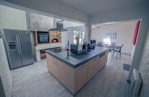 Soulac-sur-Mer Villa | Villa Piscine-Spa-Sauna, 25 persons, 5 mn from the ocean