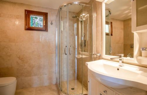 Rio Marina Villa | Villa Porticciolo