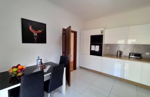 Machico House | Villa Prainha by LovelyStay
