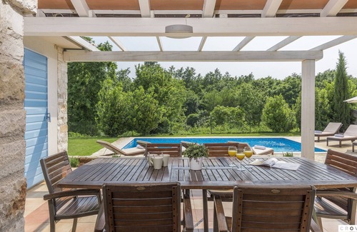 Rojnici Villa | Villa Prima nearby Labin – Crovillas GmbH