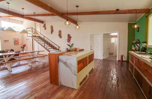 Naranjito Villa | Villa Privada cerca de Playa Manuel Antonionn