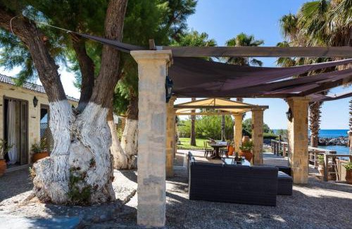 Atsipópoulon Villa | Villa Proto Helidoni - A cozy beachfront Villa