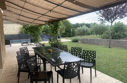 Cavillargues Villa | Villa Provençale