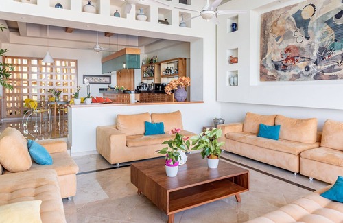 Puerto Juarez Villa | Villa Punta Sam - 6 BR Beachfront Villa, Cancun