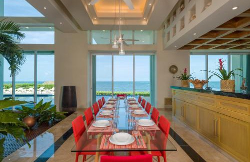 Puerto Juarez Villa | Villa Punta Sam - Beachfront Luxury Villa