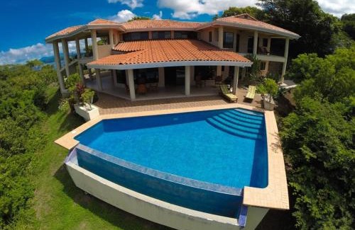 Panama Beach House | Villa Quetzal