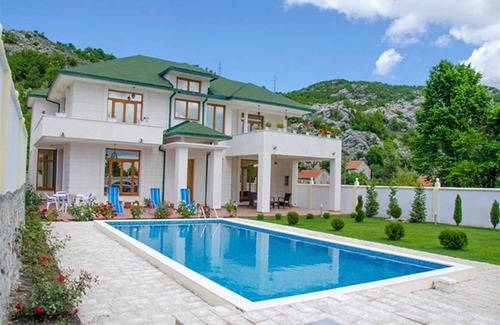 Donje Polje Villa | Villa Ramonte Cetinje