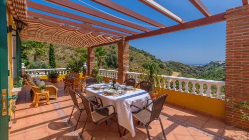 Torrox Villa | Villa Raquel Torrox by Ruralidays