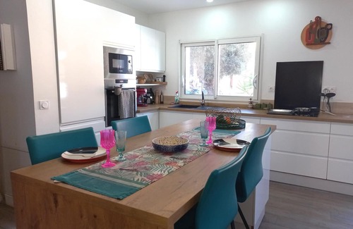 Sant Pere Pescador Ski Chalet | Villa Raské - Private pool, garden, grill, bar, children’s house, privacy, A/C, Wi-Fi.