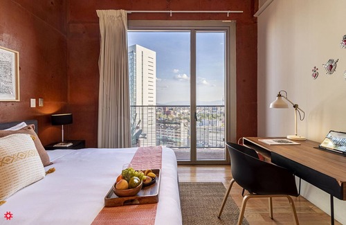 Cuauhtemoc Apartment | Villa Reforma by Kukun