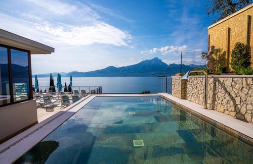 Torri del Benaco Hotel | Villa Remo by Hotel Galvani