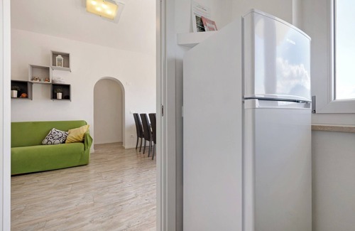 Cologna Villa | Villa 'Renè' with Private Terrace, Wi-Fi and Air Conditioning
