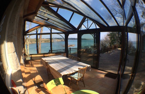 Port-Manech Villa | Villa rented for 6 people - feet in the water - on the beach