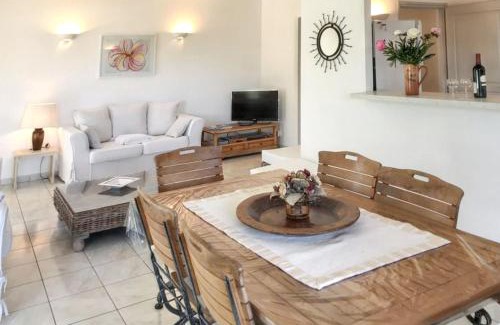 Solaro Villa | Villa reposante à Solaro avec piscine privée et jardin
