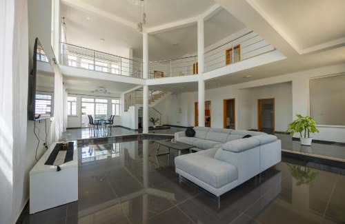 Praia House | Villa RESIDENCIAL EUNICE