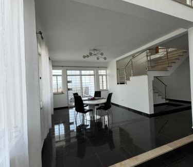 Praia House | Villa RESIDENCIAL EUNICE