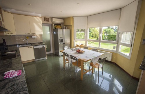 Reus Villa | Villa Reus: Port Aventura, Golf & Costa Dorada