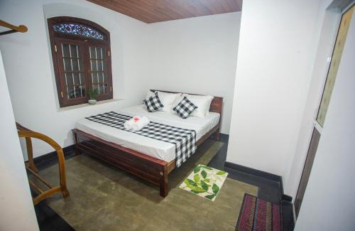 Ahangama Hotel | Villa RISITHENMI