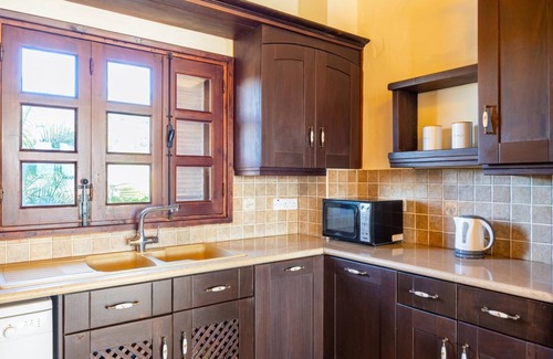 Peristerona Villa | Villa River View - Four Bedroom Villa, Sleeps 9