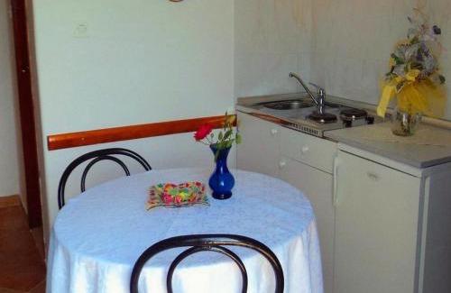 Brsecine Apartment | Villa Ro - Ela - One Bedroom Apartment with Balcony and Sea View - A1