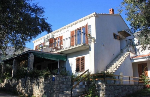Brsecine Apartment | Villa Ro - Ela - Studio Apartment with Balcony and Sea View - A2