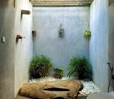 Ambalangoda Villa | Villa Rock house