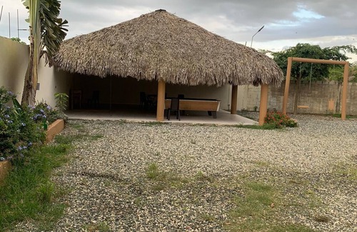 Santo Domingo Este Villa | Villa Romántica con Rios a 5 min Hermos