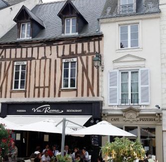 Amboise Bed & Breakfast | Villa Roma B&B