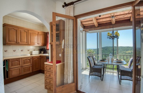 Calonge Ski Chalet | Villa Romantica - An unparalleled setting with the sea as the protagonist.