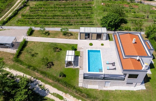Zupanici Villa | Villa Romantica near Labin - Rabac - ground floor house for 2 people with wellness