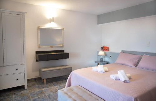 Halki House | Villa Romanza beach villa