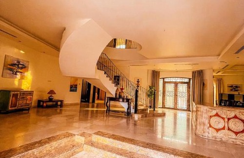 Dubai House | Villa Room #1 in Umm Al Sheif