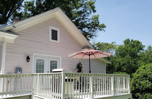 Gordonsville House | VILLA ROSA - Charming restored cottage w/ handicap amenities & 2 full baths