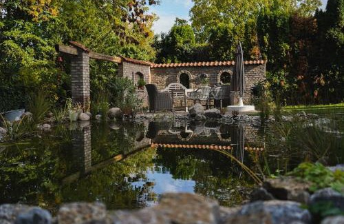 Detmold Apartment | Villa Rosa - Garden