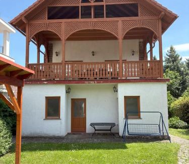 Balatonalmadi Villa | Villa Rosa