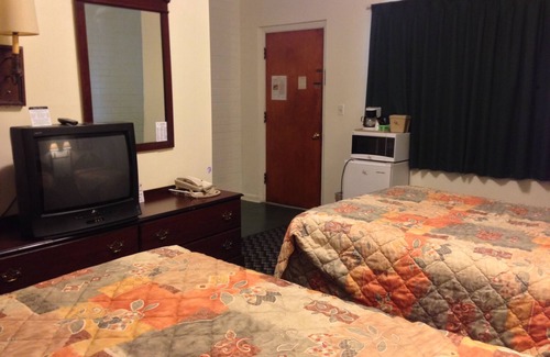 Painesville Hotel | Villa Rosa Motel