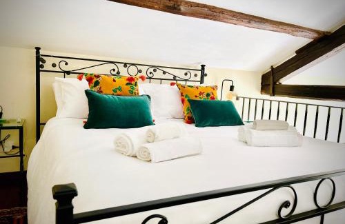 Quartiere XIII Aurelio Apartment | Villa Rosa San Pietro