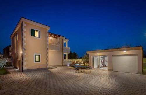 Kastel Novi Villa | Villa Rosa Ventorum with private pool near Split