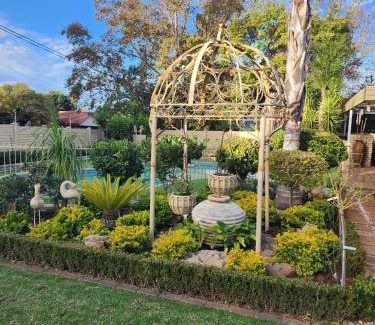 Fichardt Park House | Villa Rose Cottages