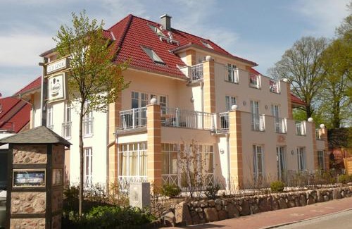 Alt Gaarz Apartment | Villa Rosita Wohnung 09 nur 250 Meter bis zum reriker Strand