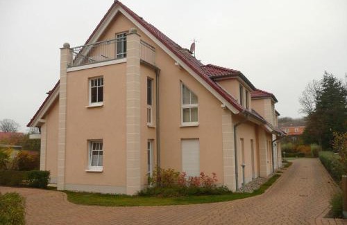 Alt Gaarz Apartment | Villa Rosita Wohnung 09 nur 250 Meter bis zum reriker Strand