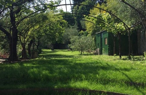 Cavaion Veronese House | Villa Rossa apartment Lake Garda Bardolino-Cavaion (Apartment)